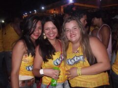 Oktober 10 Anos